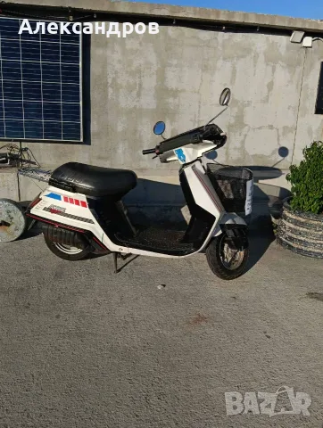  продавам 50 сс Yamaha скутер