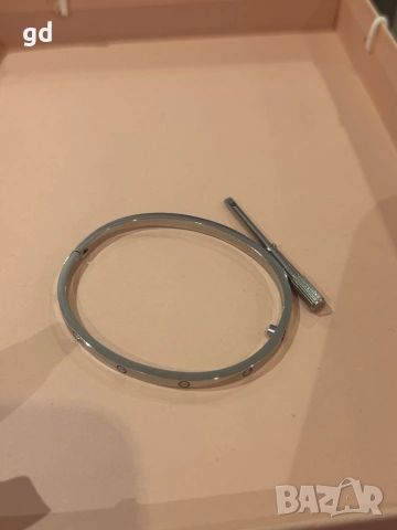 Гривна Cartier 