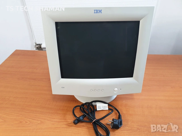 ⭐Продавам рядък НОВ ретро монитор IBM E54 произведен 2000 година⭐, снимка 9 - Антикварни и старинни предмети - 54610037