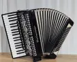 Акордеон Weltmeister Caprice , снимка 1