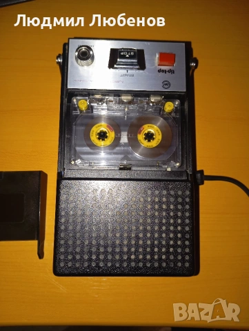 Малко немско касетофонче , снимка 8 - Радиокасетофони, транзистори - 54236290