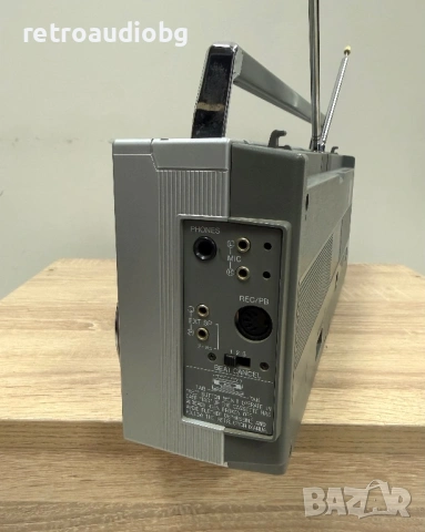 🔈Колекционерски слим радиокасетофон SANYO M7900L - Ghettoblaster🔈, снимка 6 - Радиокасетофони, транзистори - 54842779