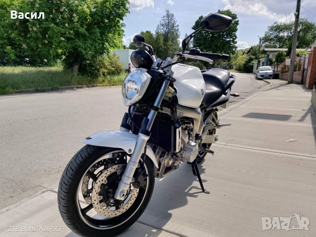 YAMAHA FZ6