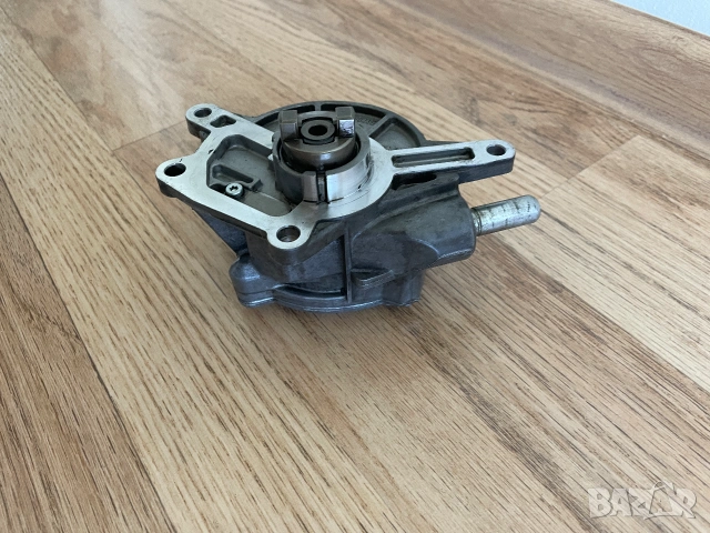Вакуум помпа Mercedes ML350, снимка 2 - Части - 55057984