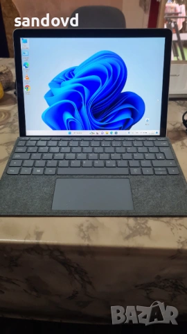 Хубав мальк лаптоп Мikrosoft Surface Go 3 цена 100евро