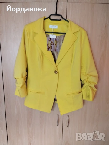 Дамско жълто сако от Addict-boutique