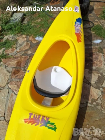 Sit in каяк Pirahna Tuffy Vision, снимка 2 - Водни спортове - 54262467