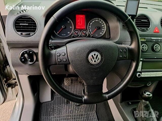 Фолксваген кади лайф 2.0 TDI 6 ск. 140 кс. 6+1 места 2009г., снимка 12 - Автомобили и джипове - 54645783