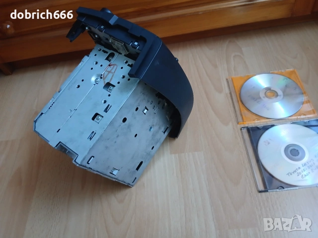 Мултимедия Toyota Rav4 2005-2013 CD Player радио Тойота Рав4 навигация 120 евро, снимка 5 - Аксесоари и консумативи - 54644957