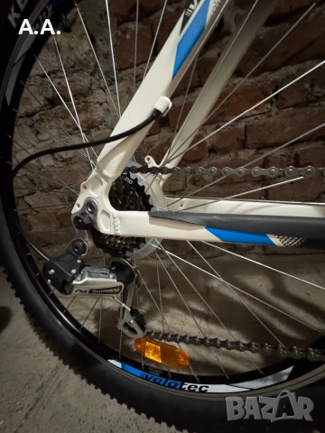 Продавам чисто нов Велосипед VELOTEC PRO 27.5", Бяло/синьо, снимка 8 - Велосипеди - 54188769