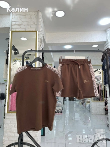 Дамски комплекти Guess - няколко цвята - 30€, снимка 3 - Спортни екипи - 54928706