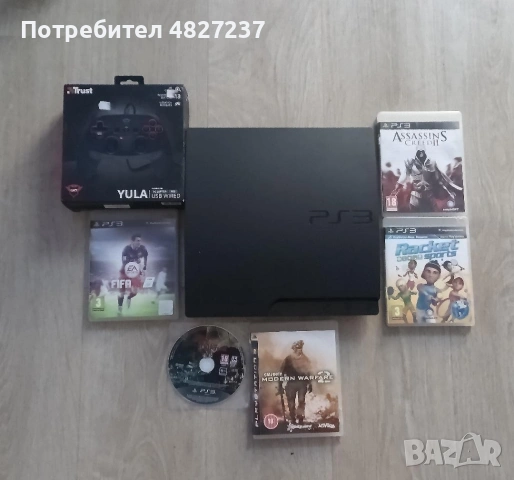 PS3 с контролери и игри 