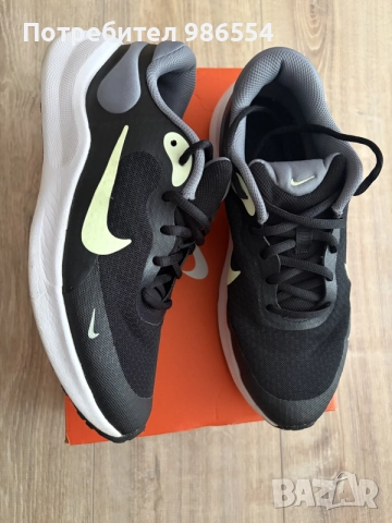 Маратонки Nike 39 номер , снимка 4 - Детски маратонки - 55656370