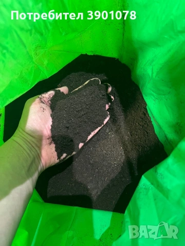 🌱 Биотор от калифорнийски червеи – природната енергия за вашата градина! 🌱