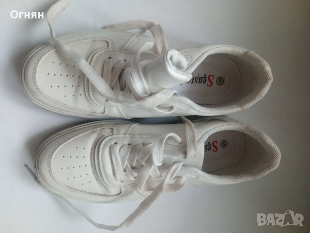 Спортни Дамски обувки, снимка 2 - Маратонки - 54174049