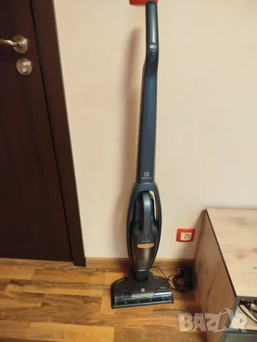 Продавам безжична прахосмукачка Electrolux Well Q7-P, снимка 9 - Прахосмукачки - 55473503