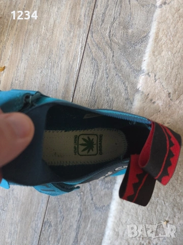 Обувки за катерене Red Chili Circuit размер 42.5, снимка 5 - Спортни обувки - 54096893