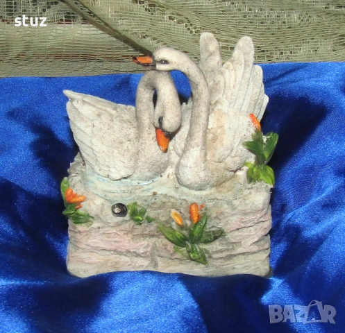 Музикално украшение със сензор за движение, Лебеди, снимка 2 - Музикални играчки - 53976309