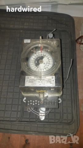 Часовник за електромер 