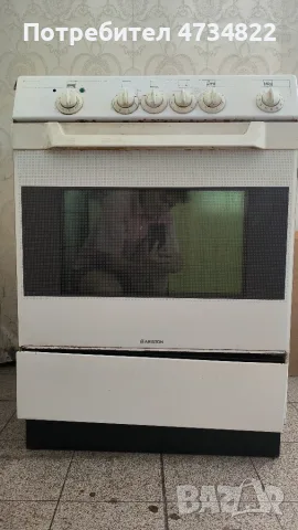  Продавам готварска печка Ariston, снимка 2 - Печки, фурни - 55421438