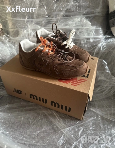 New balance x Miu Miu маратонки, снимка 2 - Маратонки - 54304597