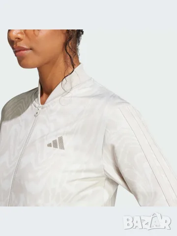 Дамски спортен екип adidas Essentials 3-Stripes, снимка 4 - Спортни екипи - 55493669