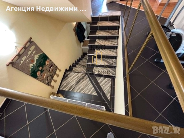 ЛУКС, ПРОСТРАНСТВО И СПОКОЙСТВИЕ – САМО НА 2 МИНУТИ ОТ ЦЕНТЪРА НА РАЗГРАД, снимка 11 - Къщи - 55171284