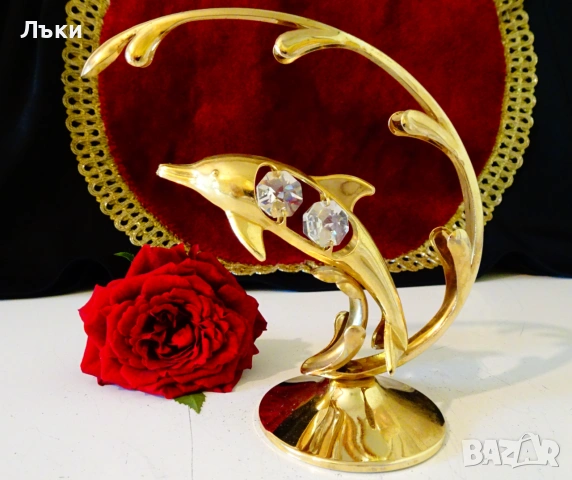 Позлатена фигура Делфин,24 k Gold Plated,австрийски кристали. 