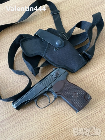 ПИСТОЛЕТ „МАКАРОВ“ -ДЕАКТИВИРАН/ОБЕЗОПАСЕН., снимка 3 - Бойно оръжие - 54326507