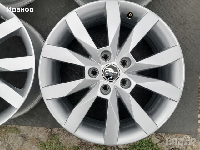 оригинални джанти 17" 5х112 Skoda , снимка 8 - Гуми и джанти - 55014991