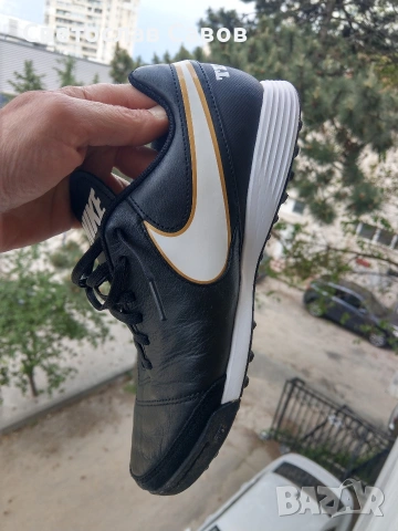 Стоножки Nike Tiempo 42нм. 26,5см., снимка 2 - Спортни обувки - 54745442