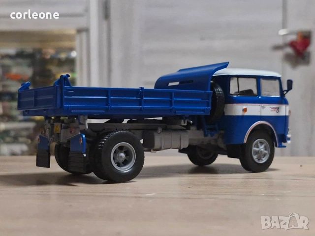 Skoda 706 RTS самосвал 1971 - мащаб 1:43 на DeAgostini моделът е нов в блистер, снимка 4 - Колекции - 55016587