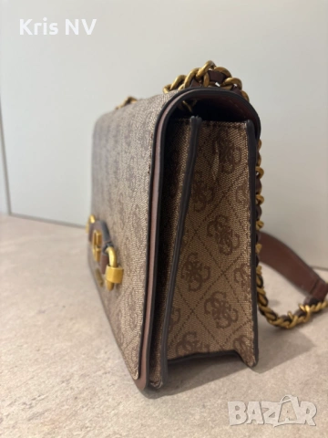 Дамски чанта Guess , снимка 6 - Чанти - 54887098