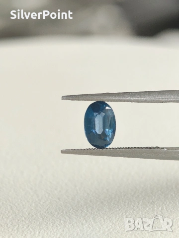 Сапфир Cornflower blue 0.63 карата с швейцарски сертификат 