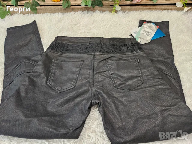 Чисто нови дамски мото дънки Ozone Roxy Lady Waxed W32/L30 (с Kevlar), снимка 3 - Аксесоари и консумативи - 55679137