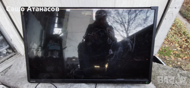 TOSHIBA 32W2333D със счупена матрица ,UE-3790-01UN-LF ,L2300 REV:1.03A ,6870C-0442B ,YA-4A1 