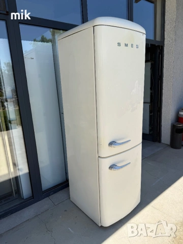 Хладилник с фризер SMEG 180см