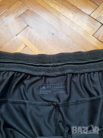 Страхотни мъжки къси панталони ADIDAS размер 2ХL , снимка 4 - Къси панталони - 55267252