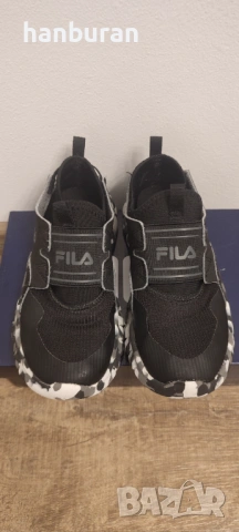 Детски маратонки Fila, снимка 3 - Детски маратонки - 54455591