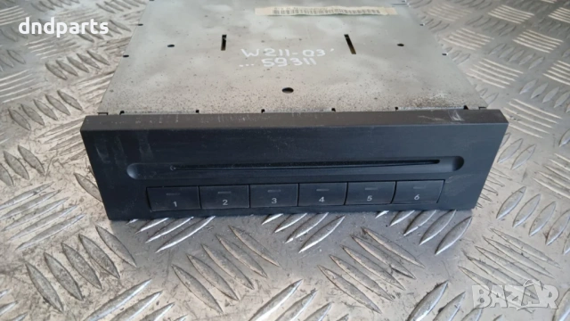 CD Changer Mercedes E W211 2003 A2118202489 MH3210