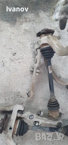 Лява дясна полуоска с карета audi a4 b6 8e0407271 8e0407272 ляв десен шенкел лагер главина носач , снимка 2 - Части - 54504252