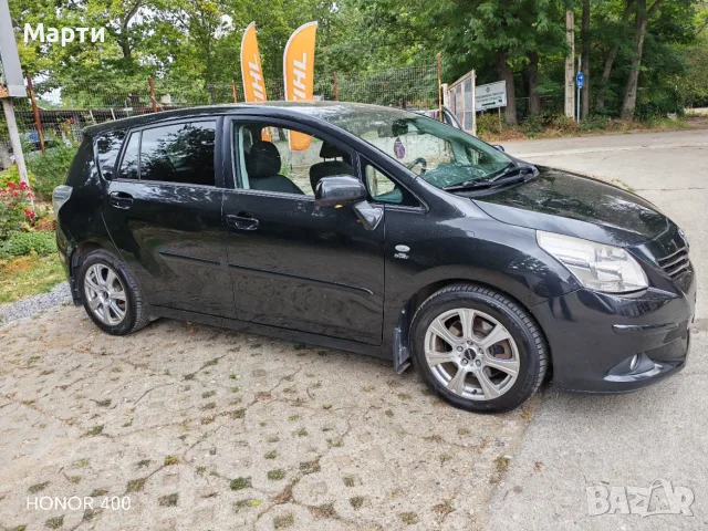 Продавам лек автомобил TOYOTA VERSO в отлично състояние, снимка 6 - Автомобили и джипове - 55377281