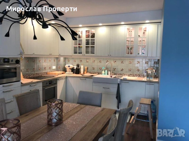 Продаваме Четиристаен апартамент в Кръстова вада