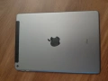 iPad 6th Gen (A1954) WIFI+Cellular 128GB Gray, заключен iCloudвтора употреба., снимка 2