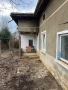 Къща с голям двор в с. Брестовица, снимка 2