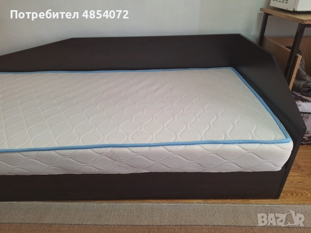 Легло с матрак - много запазено, снимка 8 - Спални и легла - 54870989
