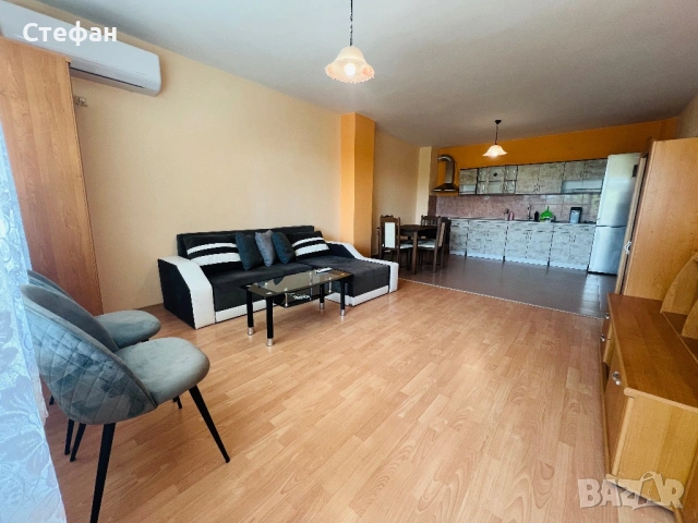 Тристаен апартамент под наем в град Хасково