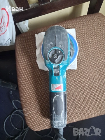 Makiita  ексцентър шлайф машина, снимка 2 - Винтоверти - 54148257