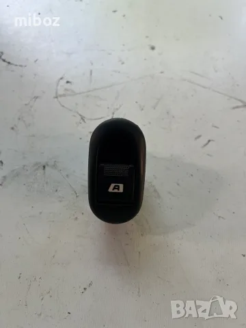 Бутон копче ел стъкла Ситроен Ц3 хечбек 2008 Citroen C3 Hatchback, снимка 2 - Части - 55659901