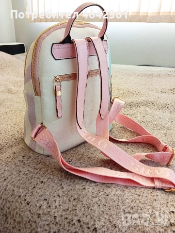 Дамска раница , снимка 3 - Раници - 54320413